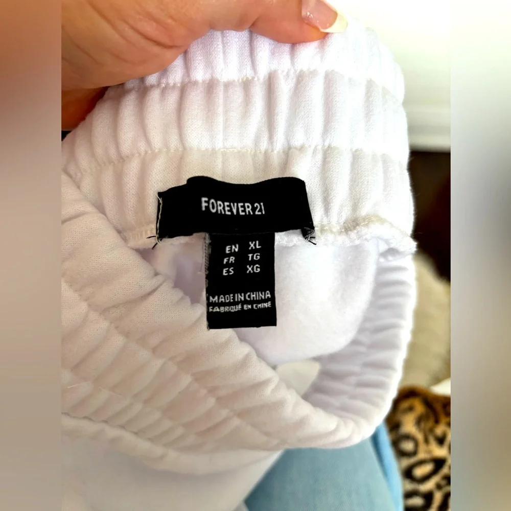 NEW Forever 21 White Midi Pencil Sweat Skirt M/L - Picture 9 of 9